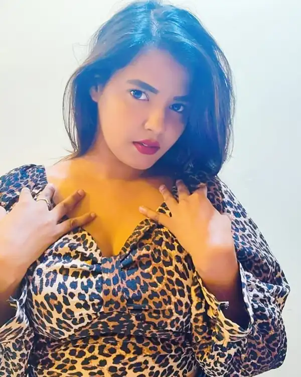 Sakshi vip call girls in Mussoorie